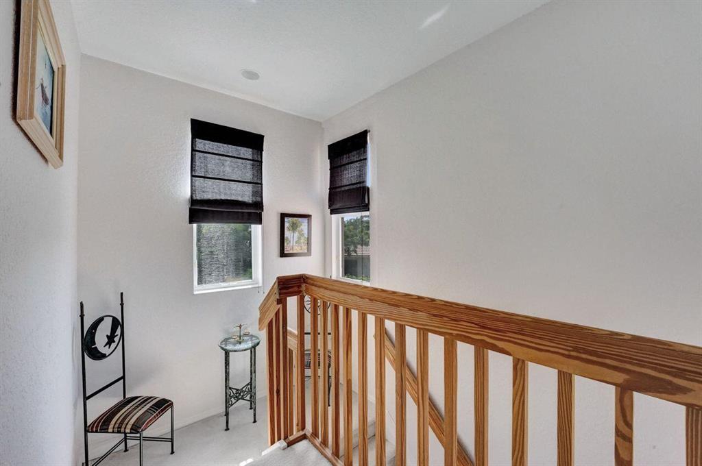 ANDROS ISLE - Residential