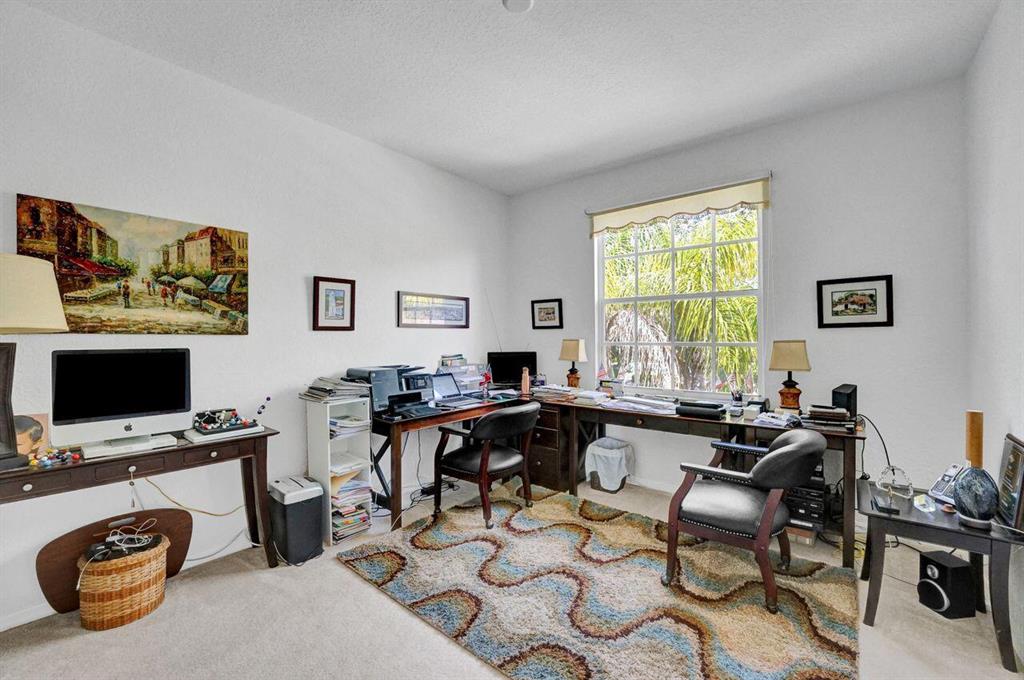 ANDROS ISLE - Residential