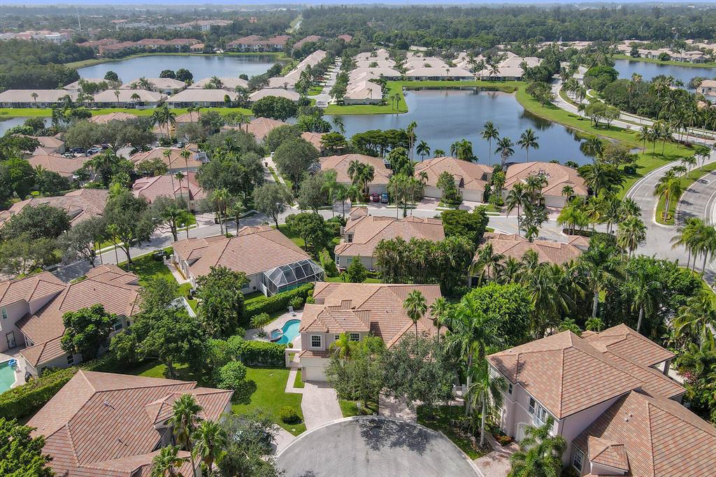 ANDROS ISLE - Residential