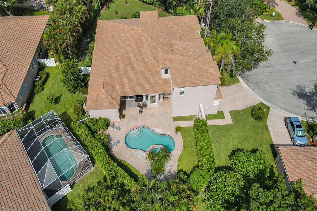 ANDROS ISLE - Residential