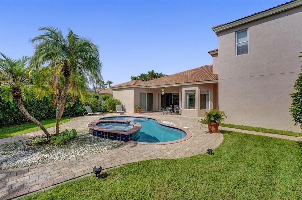 ANDROS ISLE - Residential