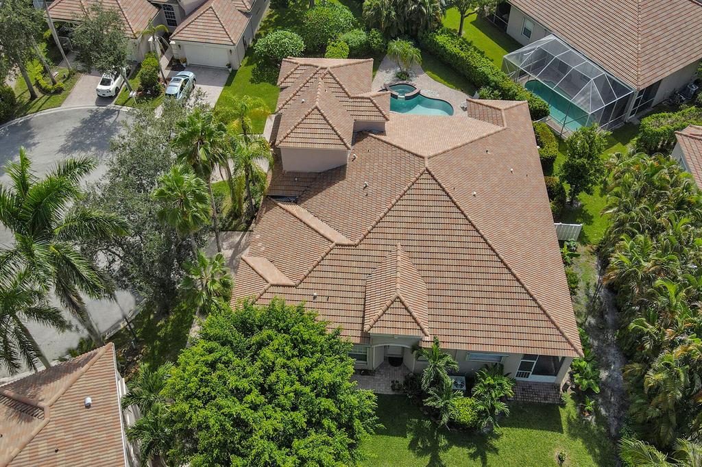 ANDROS ISLE - Residential