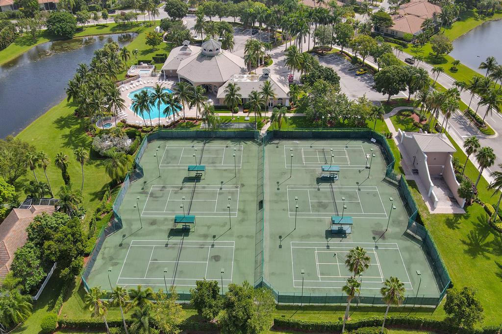 ANDROS ISLE - Residential