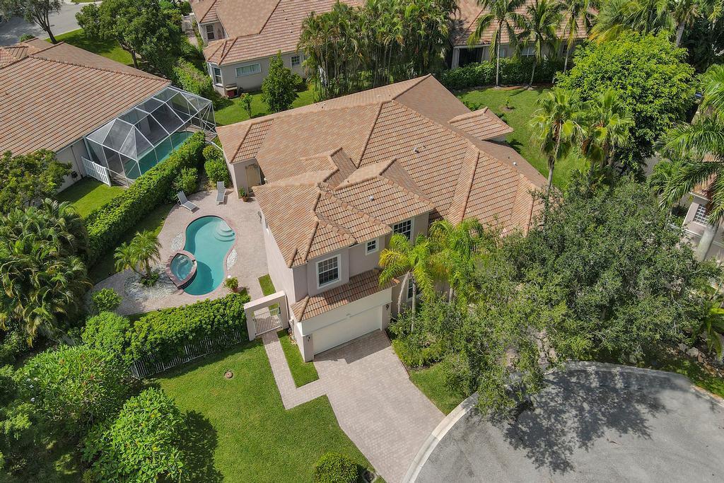 ANDROS ISLE - Residential