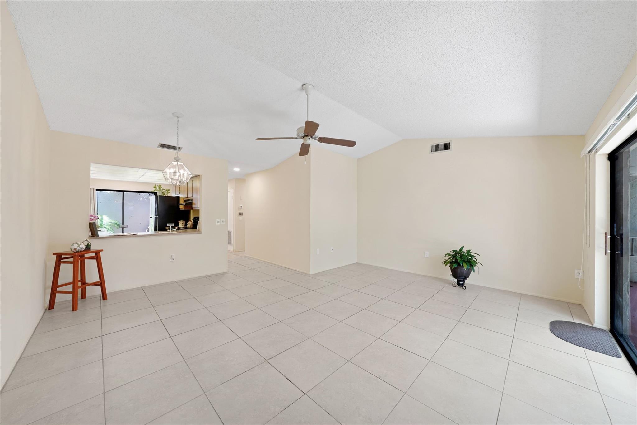 Huge Price Reduction for a Fast Sale – Motivated Seller! This beautifully maintained 2-bedroom, 2-bathroom villa is nestled in a quiet, friendly neighborhood just minutes from shopping centers, parks, and everyday conveniences. Featuring a new roof (2022), a reliable A/C unit (2019), fully functional automatic sprinklers, a private fenced patio, and a cozy front porch, this home is move-in ready. Enjoy the benefits of a low homeowners association fee, giving you peace of mind without the high costs. Whether you're a first-time buyer or looking to downsize, this charming villa offers the ideal combination of comfort, convenience, and location. Easy to show, just go showing time. Schedule your showing today!!! $2,000 SELLER’S CONCESIÓN FOR WASHER AND DRYER REPLACEMENT.