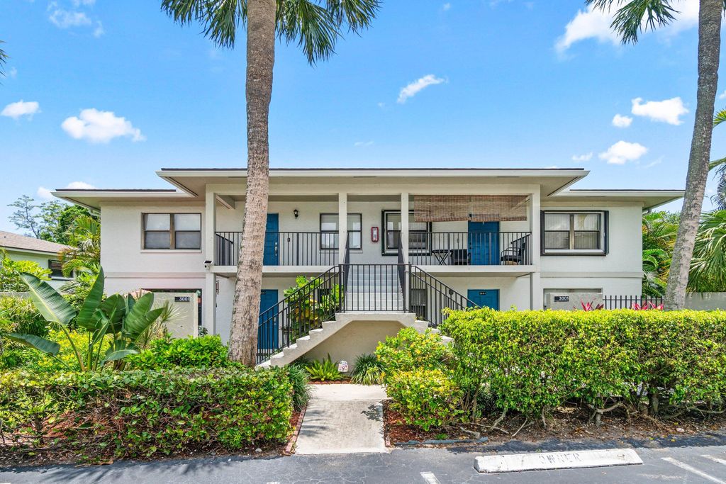 Photo of 3001 SW 21st Terrace #282a, Delray Beach, FL 33445 (MLS # B26030376)