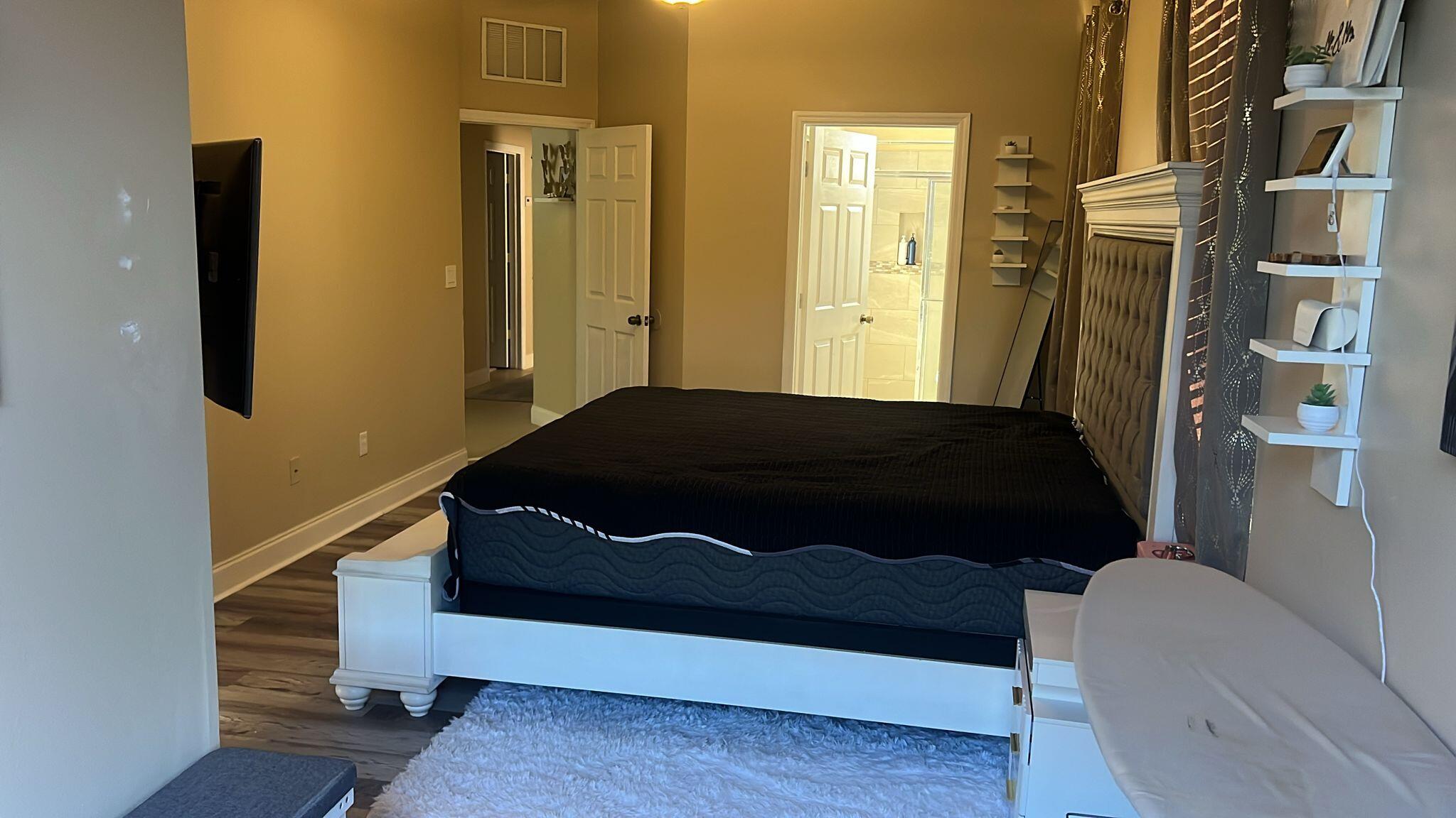 LAKEFOREST POINTE - Residential