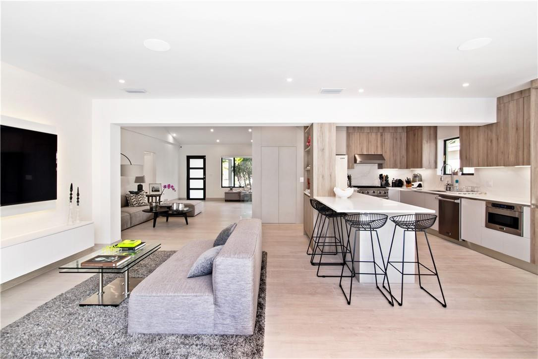 BISCAYNE POINT - Residential