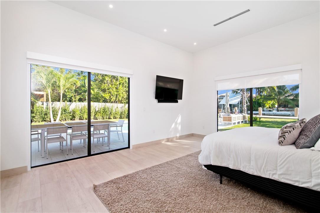 BISCAYNE POINT - Residential