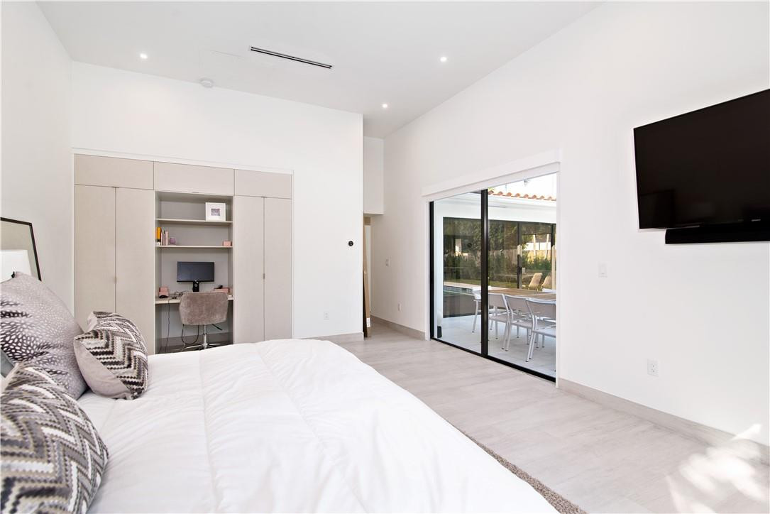 BISCAYNE POINT - Residential