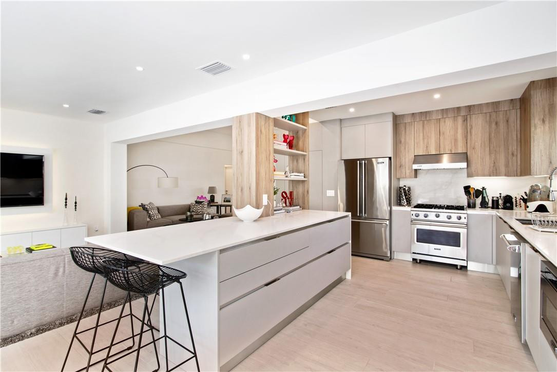 BISCAYNE POINT - Residential