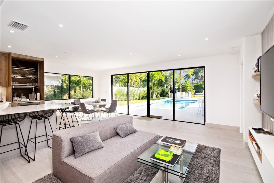 BISCAYNE POINT - Residential