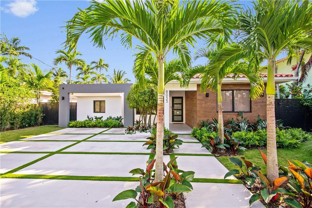 BISCAYNE POINT - Residential