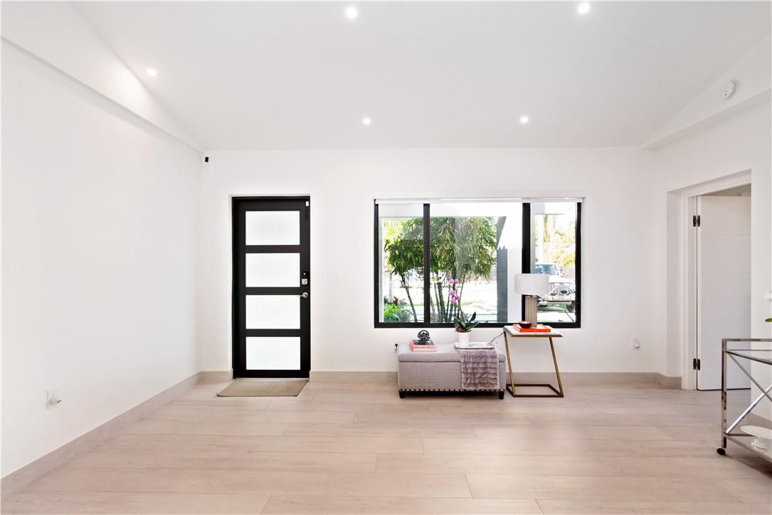 BISCAYNE POINT - Residential