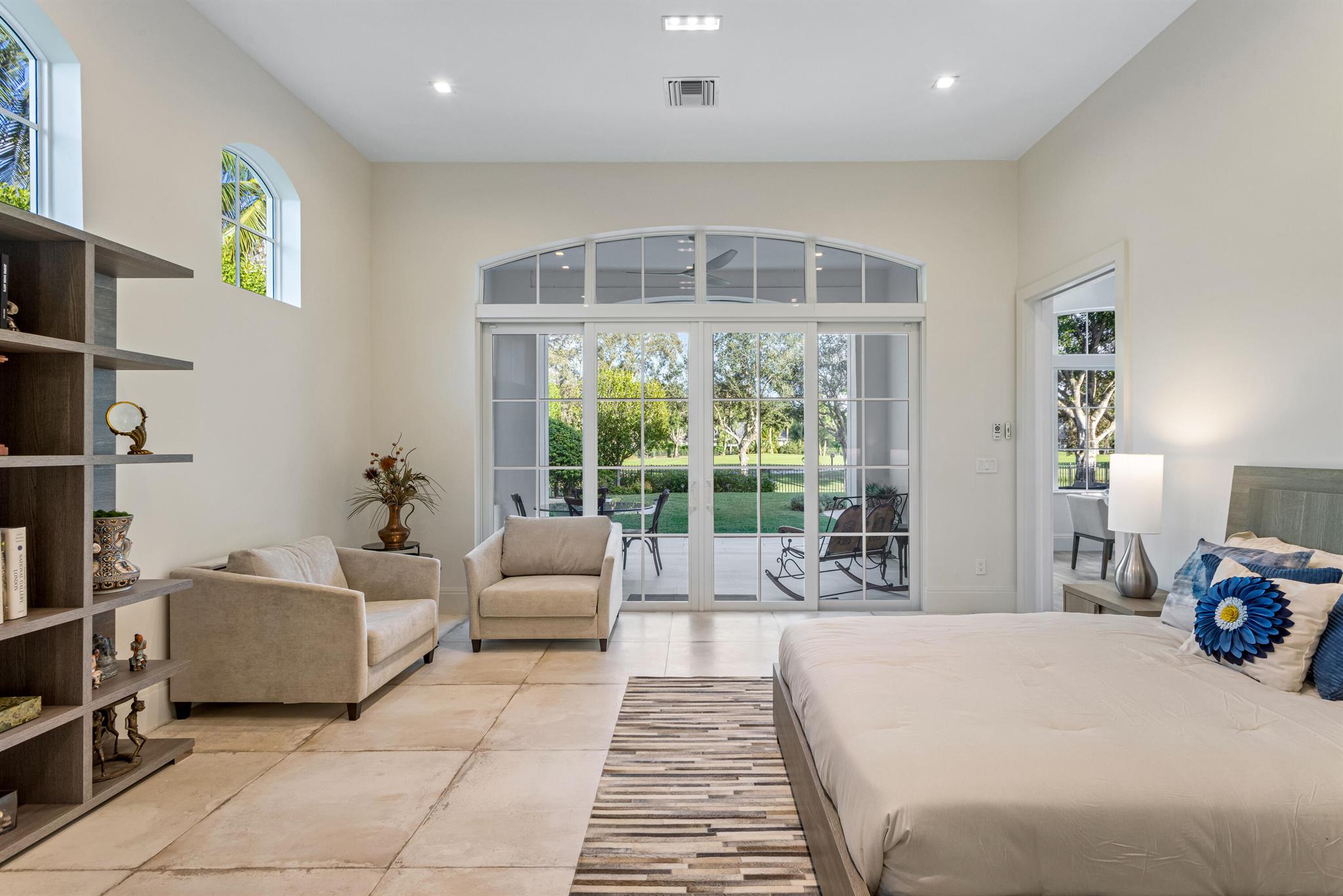 BREAKERS WEST 5 - Residential