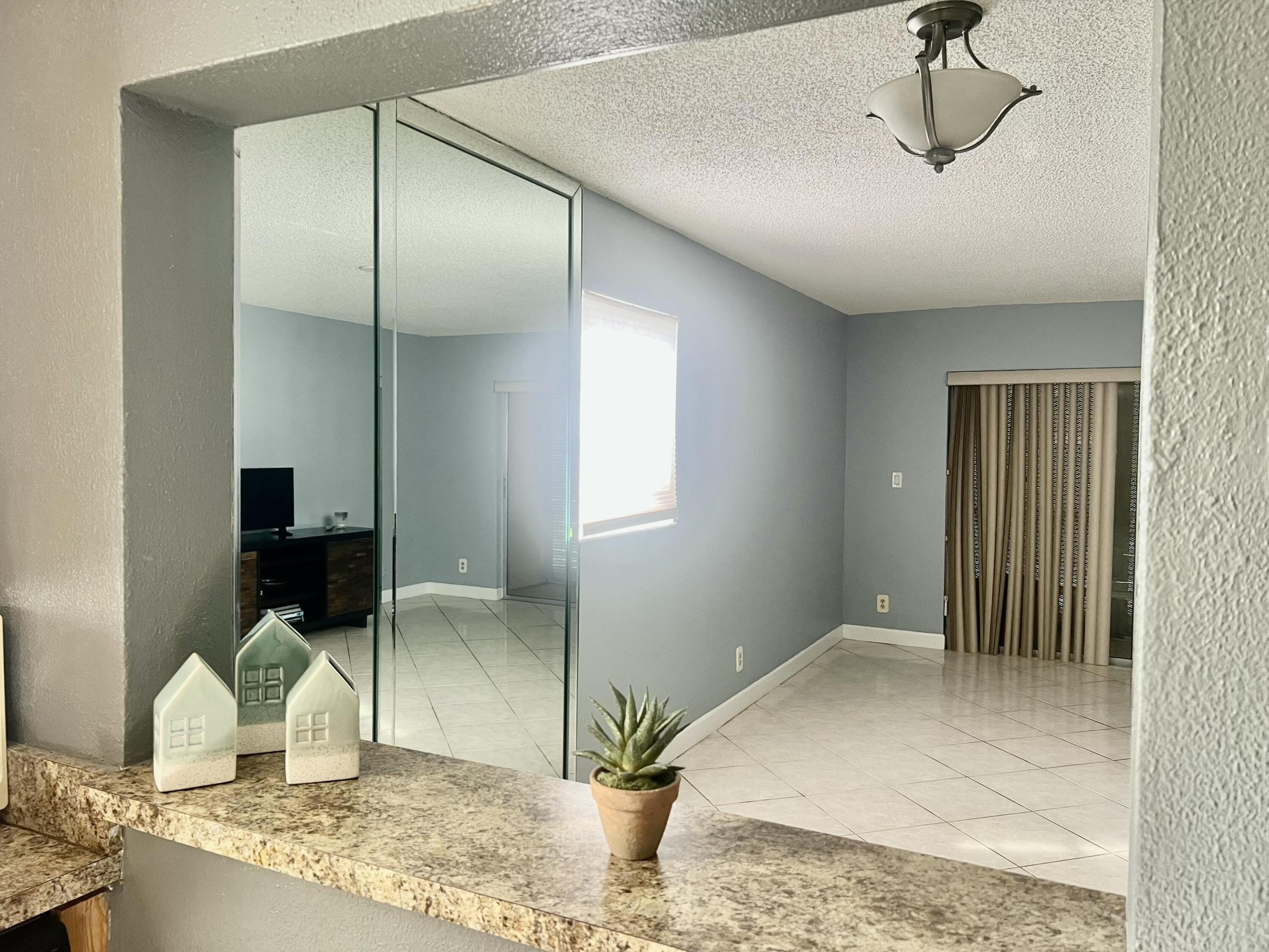 RAMBLEWOOD EAST CONDO - Residential