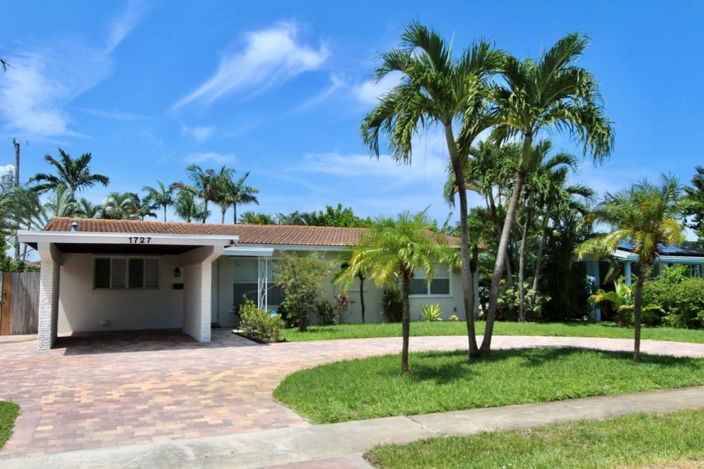 Photo of 1727 NE 40th Street, Oakland Park, FL 33334 (MLS # F10505384)