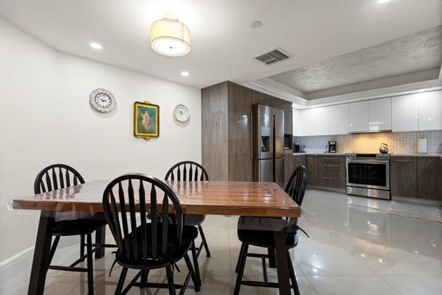 2900 NE 14th Street Causeway 311