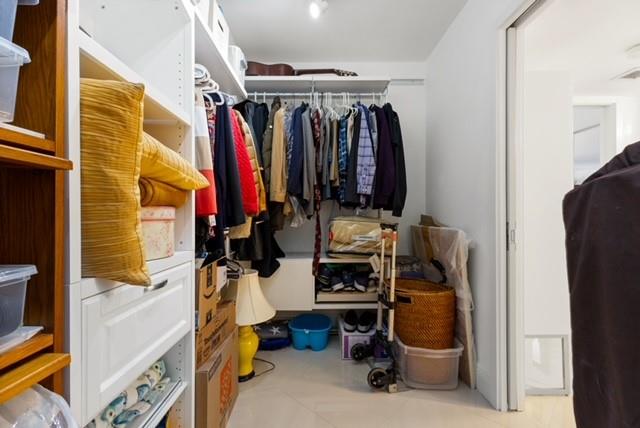 Voyager Condo - Residential