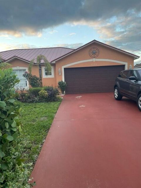 A home in Port St Lucie