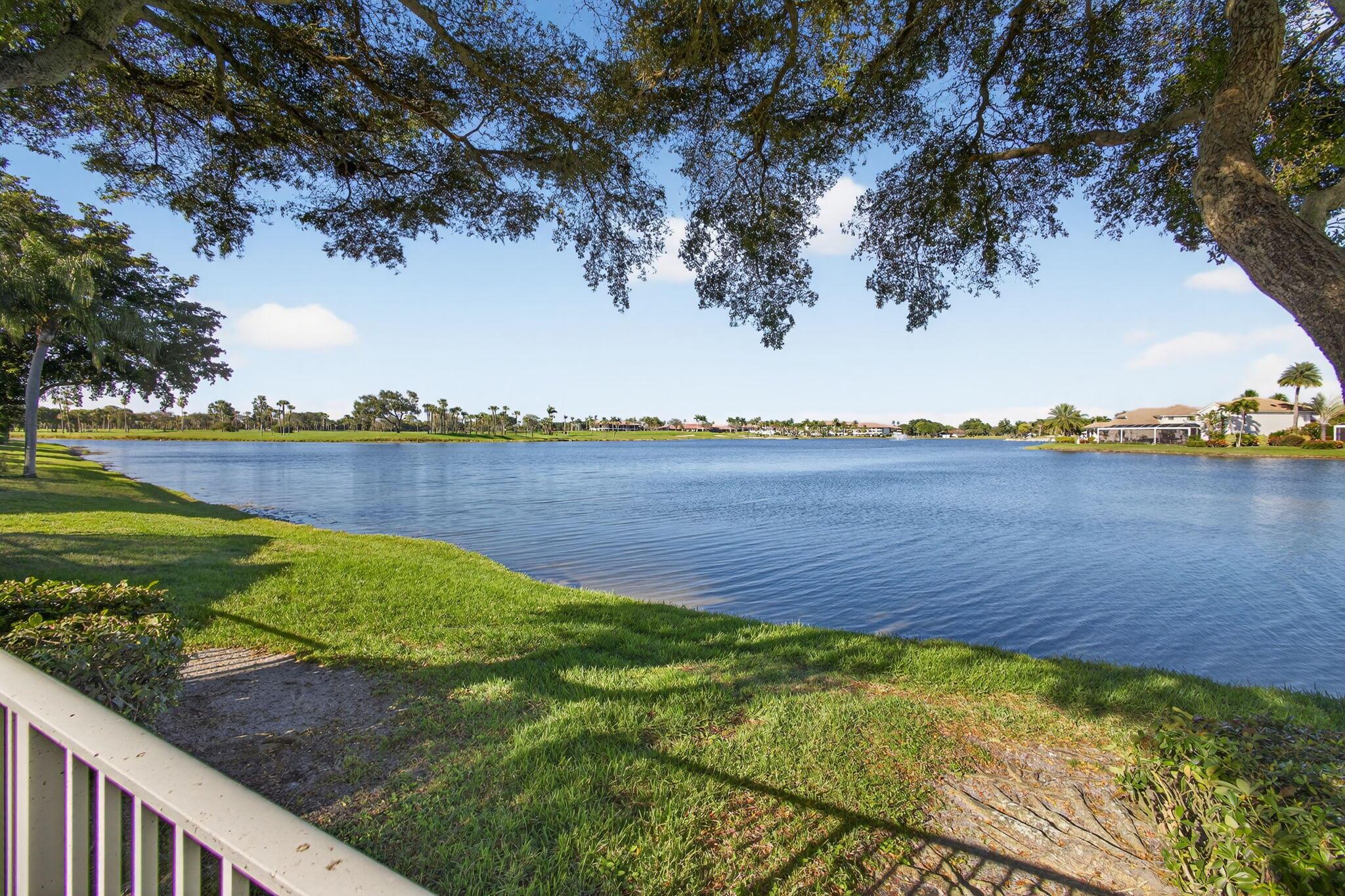 PGA RESORT COMMUNITY OF A - Residential