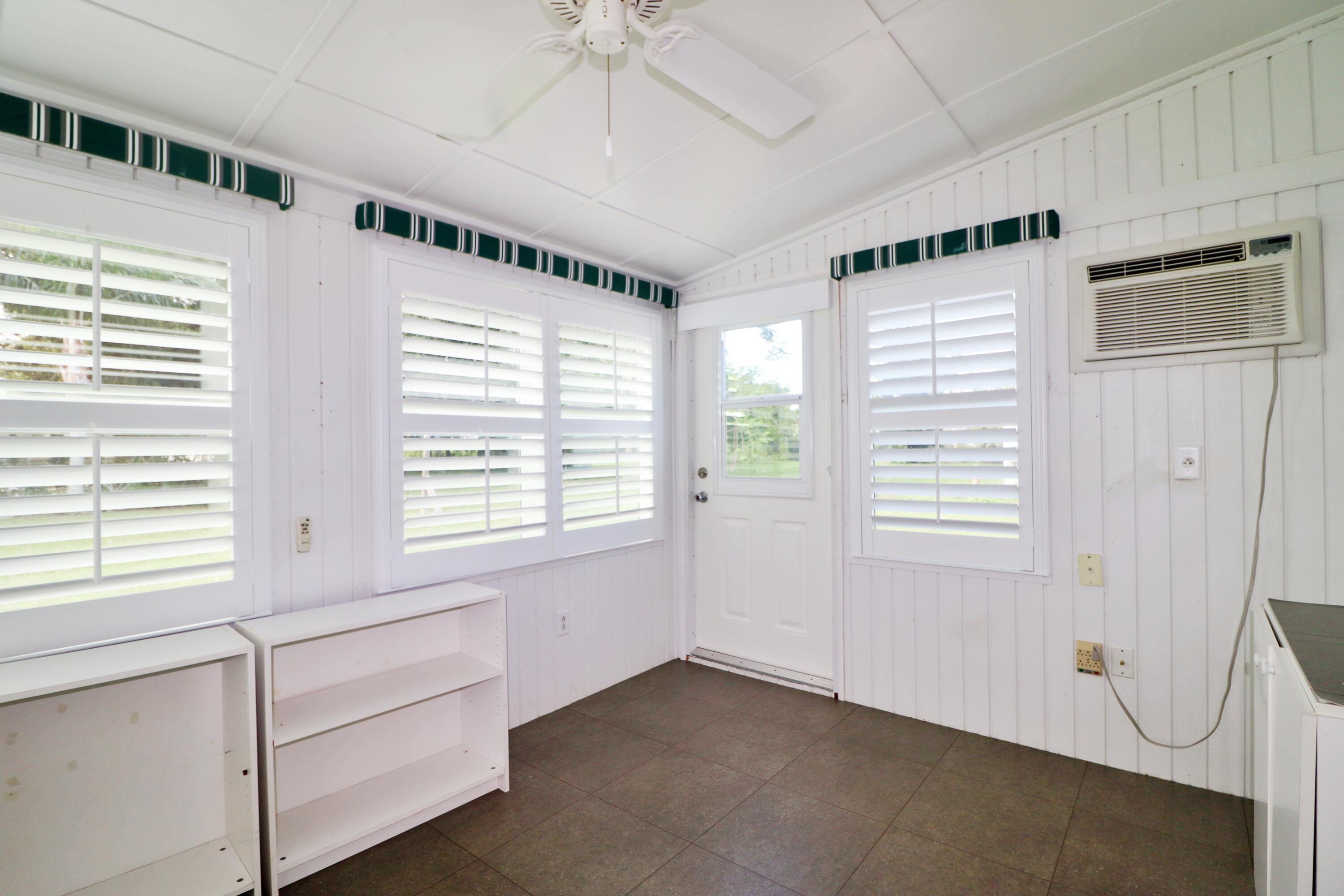 RIVER PARK UNIT 5 - Residential