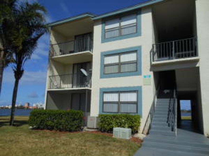 CONDO CONVERSION CLOSE TO DOWNTOWN. SHORT SALE. SALE IS CONTINGENT ON 3RD PARTY APPROVAL. BUYER WILL NEED TO CONTRIBUTE TOWARDS OUTSTANDING CONDO DUES(IF ANY) AND CLOSING COSTS. CASH SALE ONLY AS BANKS WILL NOT FINANCE IN THIS COMMUNITY. GOOD OPPORTUNITY FOR INVESTOR WITH TENANT IN PLACE - CAP RATE APPROX 10%. THIS SALE IS BEING PROCESSED BY A PROFESSIONAL NEGOTIATOR.