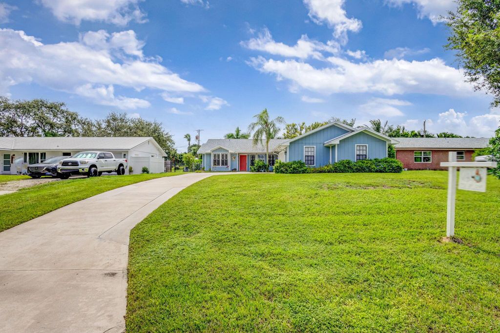 Photo of 8806 SE Bahama Circle, Hobe Sound, FL 33455 (MLS # R11024734)