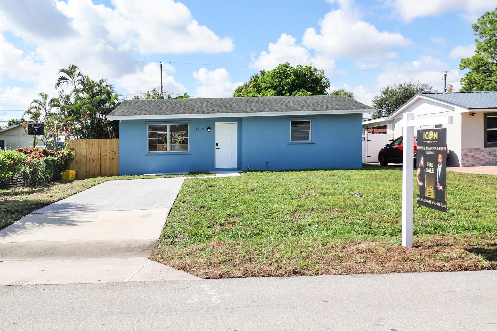 NOW READY AND AVAILABLE IN THE HEART OF ROYAL PALM ESTATES. THIS 2-BEDROOM 1-BATH HOME IS COMPLETLY REMODELED FROM TOP TO BOTTOM. OFFERING A NEWER ROOF, AC, WATER HEATER ALL NEW RENOVATIONS AND FRESHLY LAYED SOD THIS HOME WILL NOT LAST!