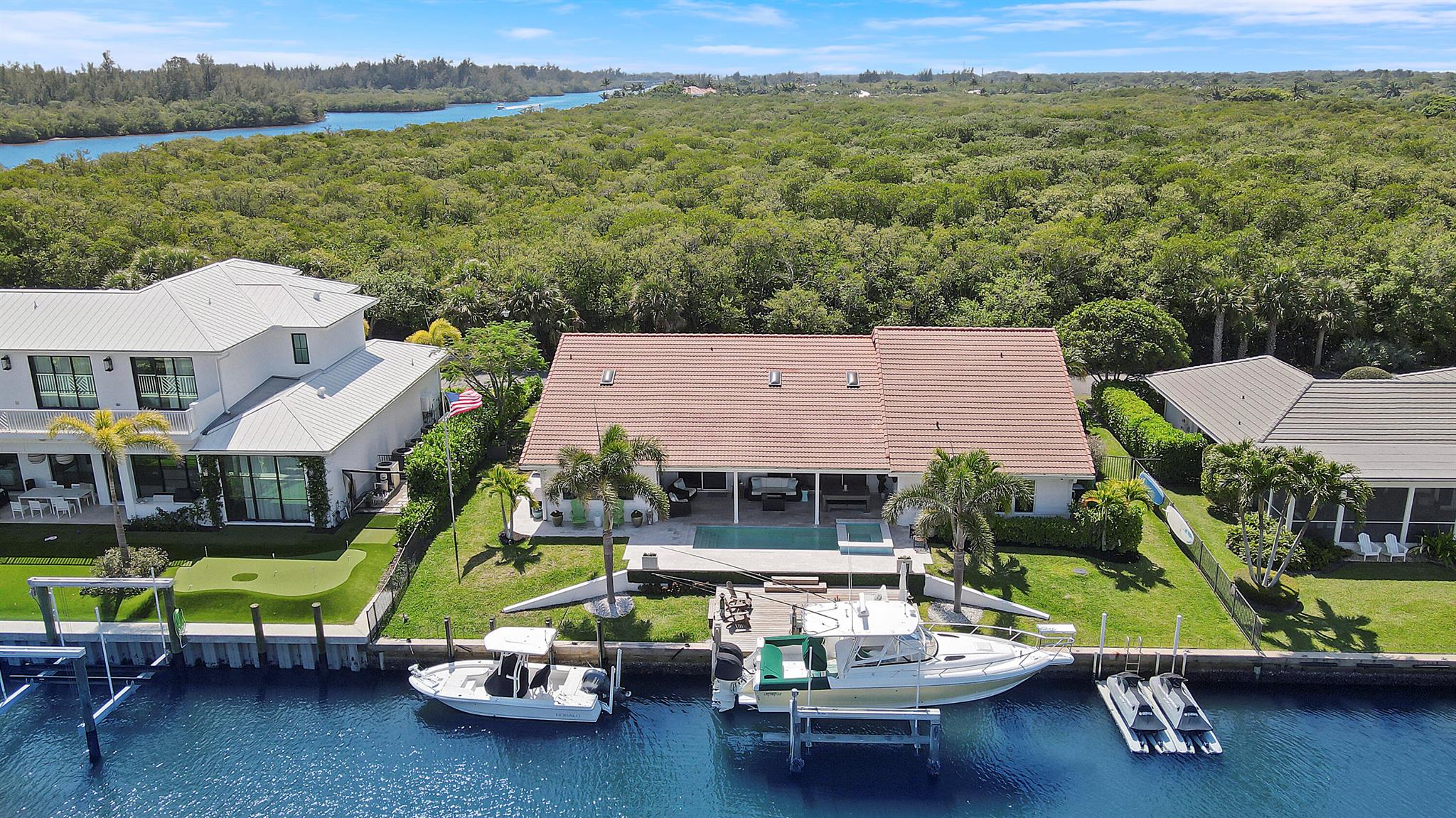 THE SOUNDINGS - Residential