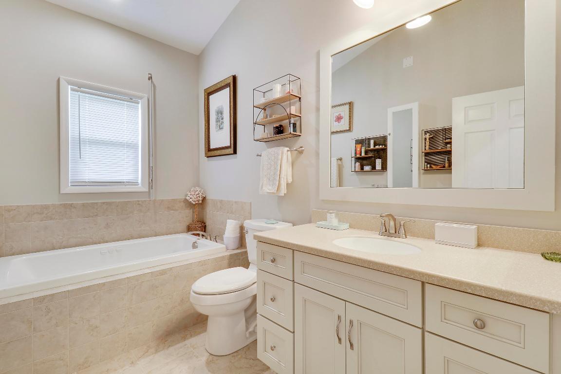 THE SOUNDINGS - Residential