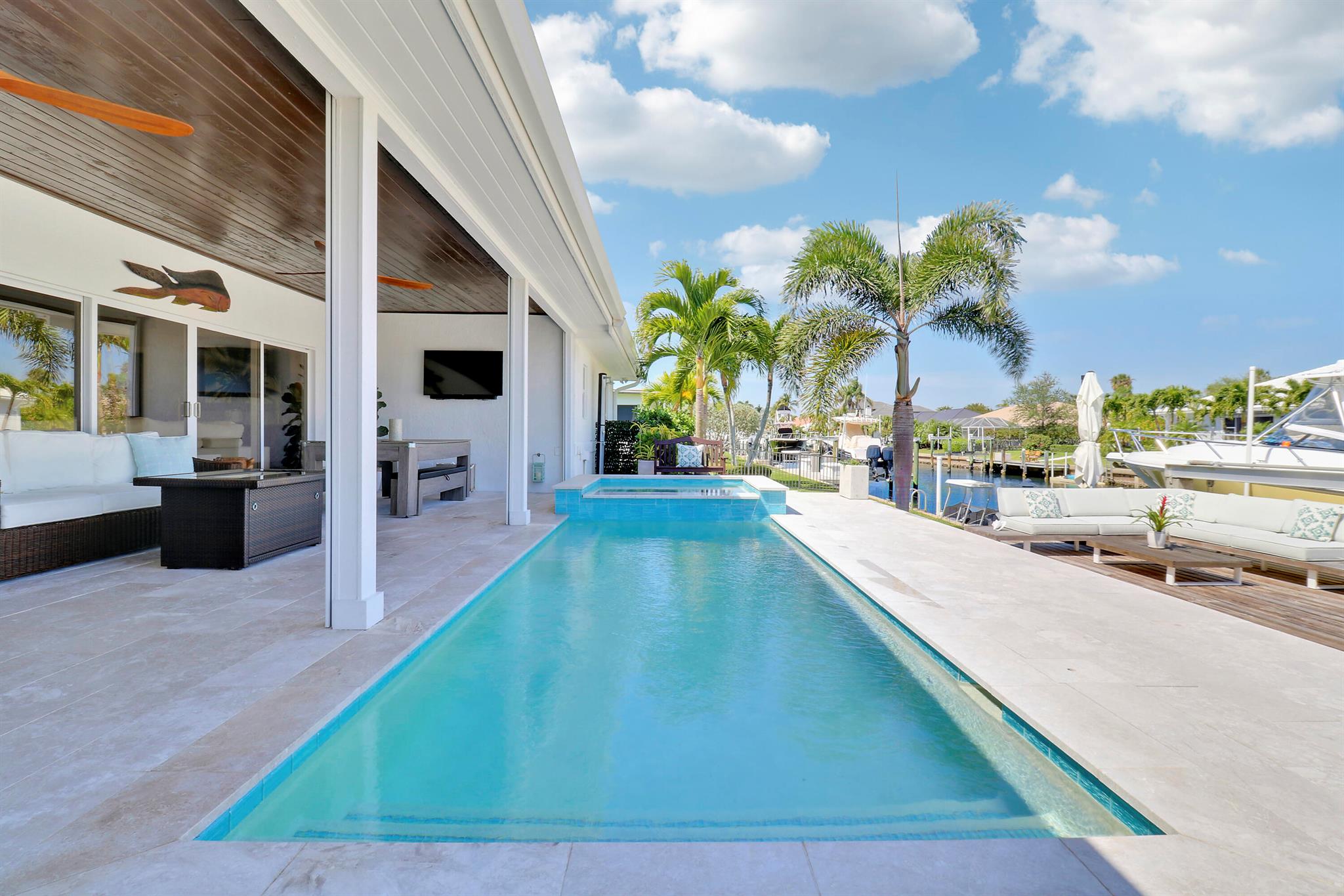 THE SOUNDINGS - Residential