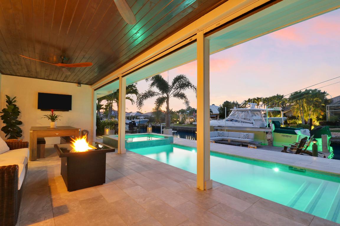 THE SOUNDINGS - Residential