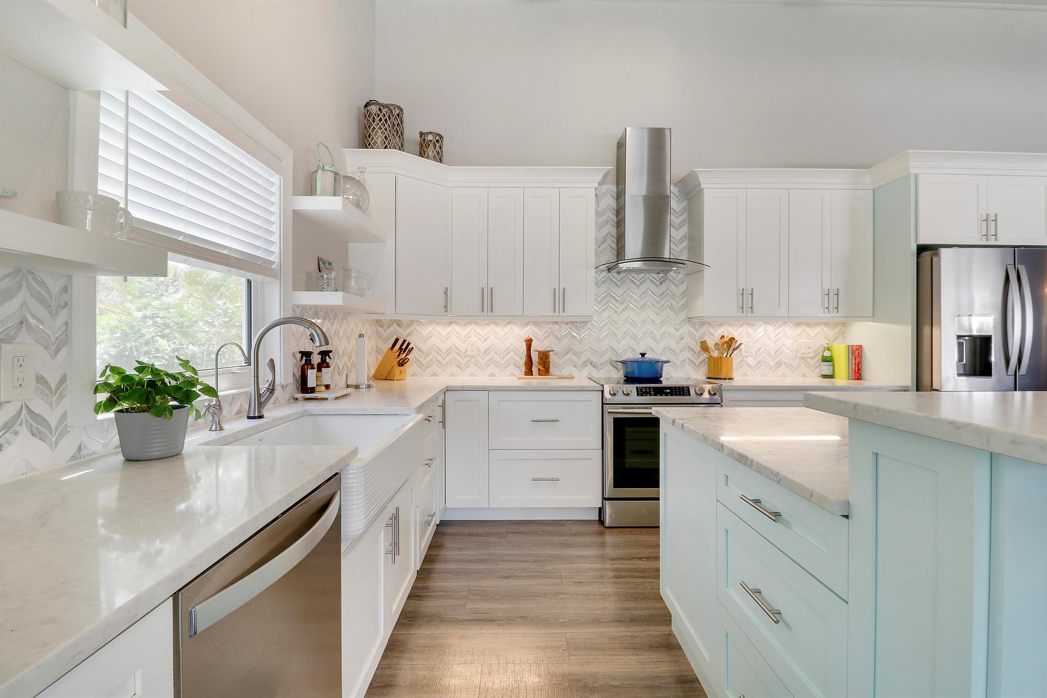 THE SOUNDINGS - Residential