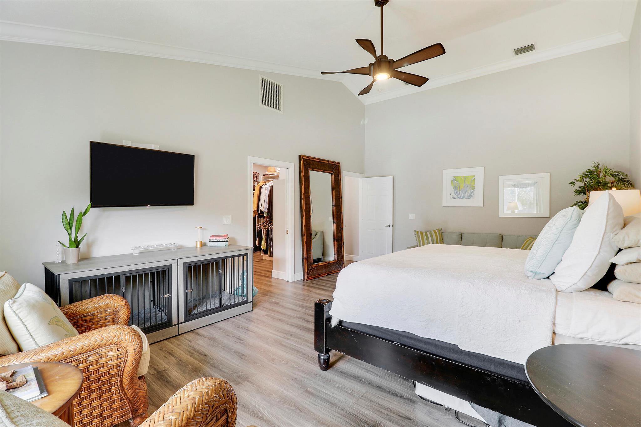 THE SOUNDINGS - Residential