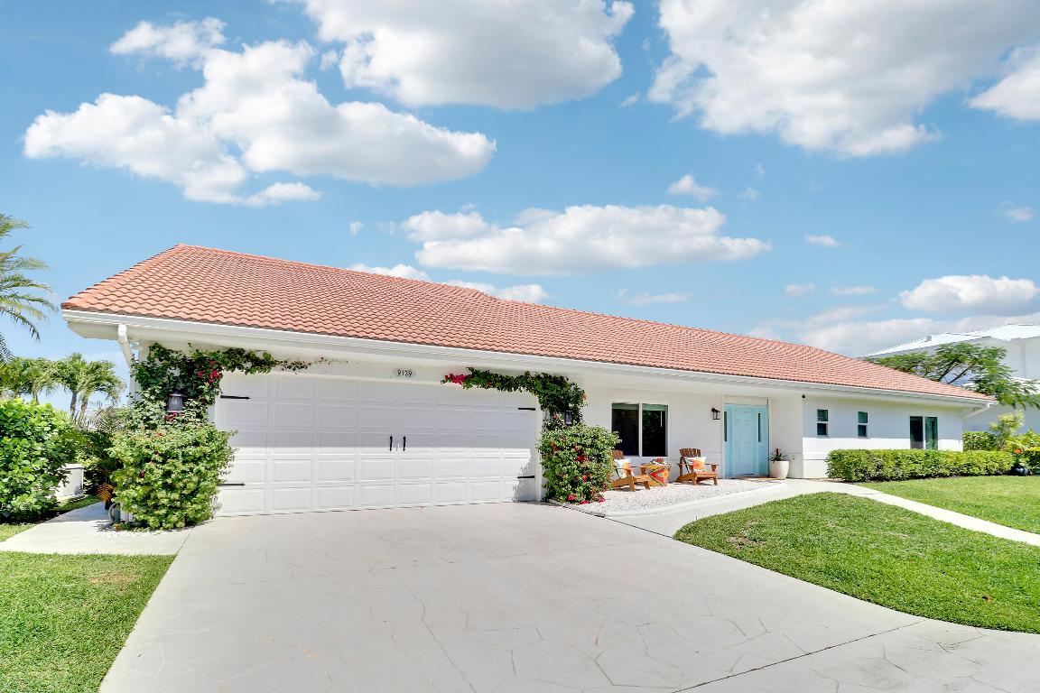 9139 SE Hawksbill Way