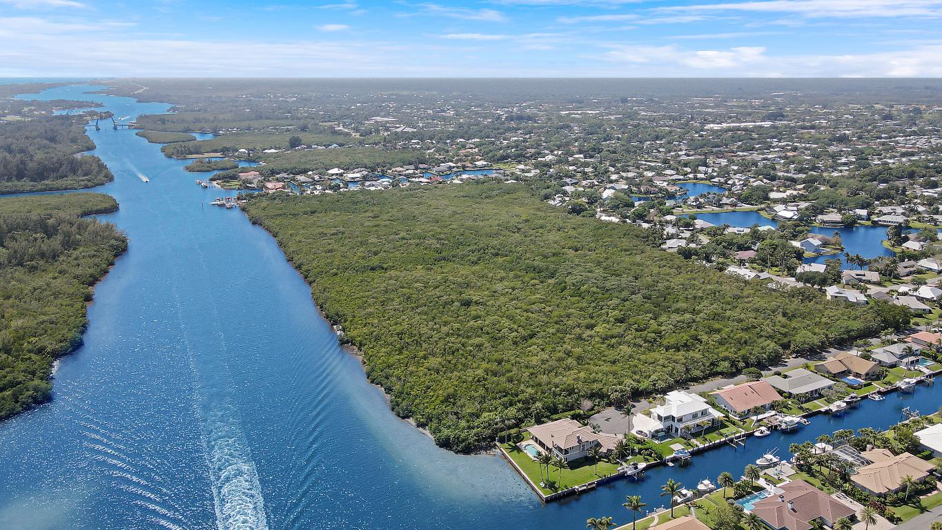 THE SOUNDINGS - Residential