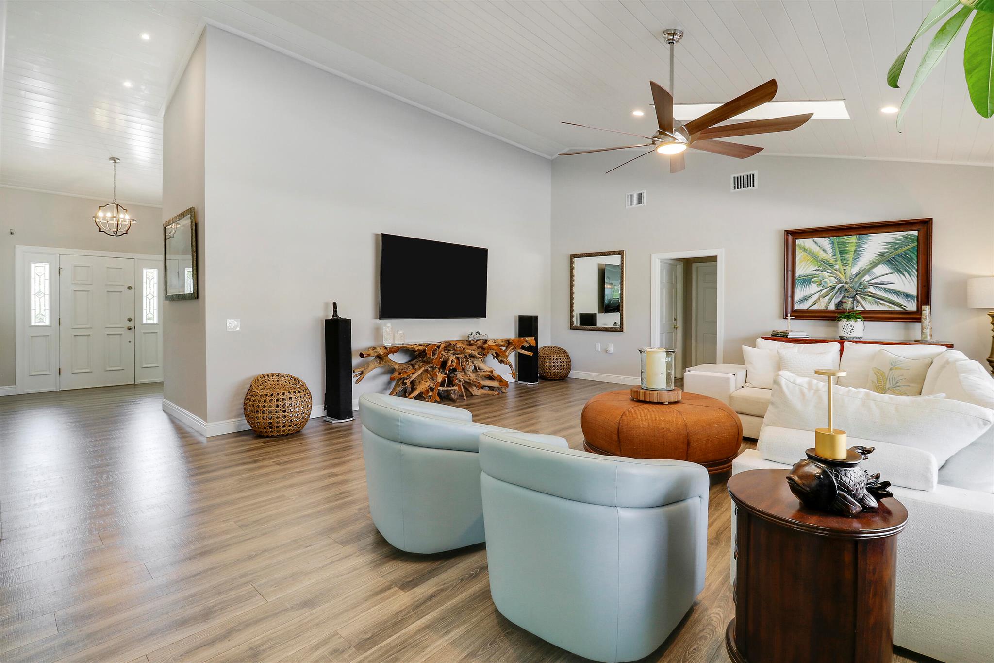 THE SOUNDINGS - Residential