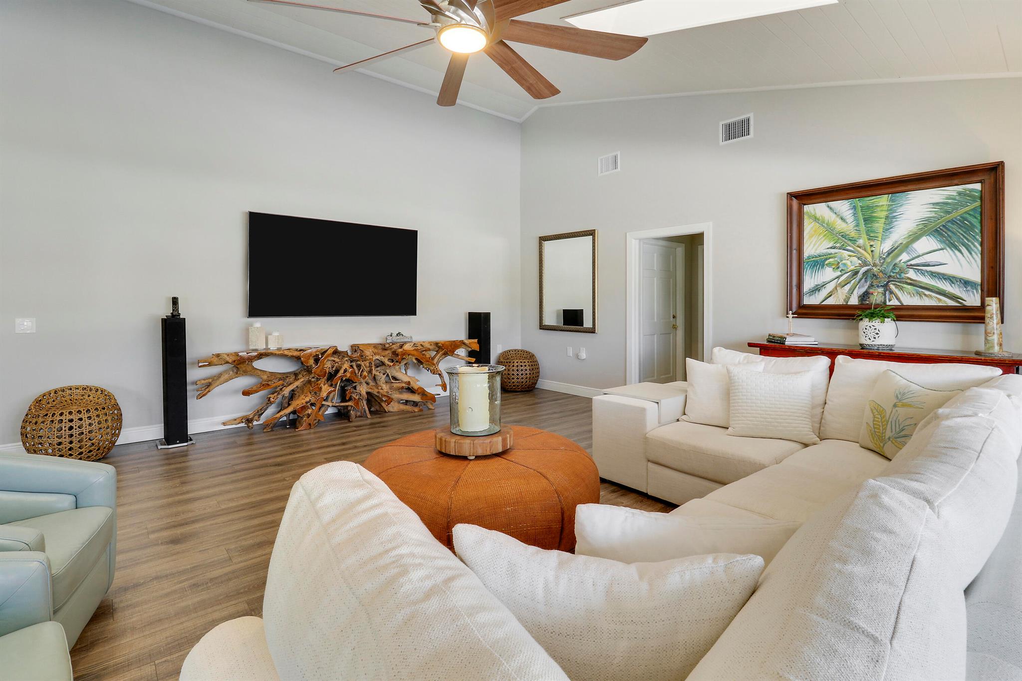 THE SOUNDINGS - Residential