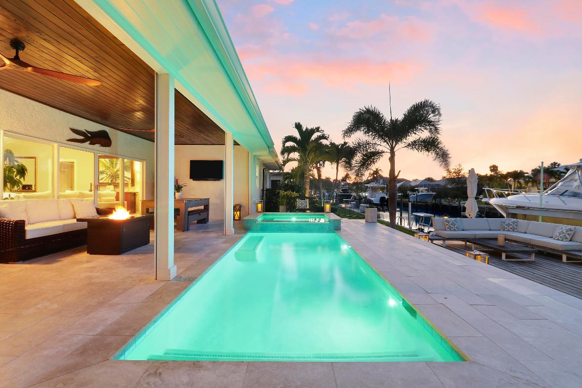 THE SOUNDINGS - Residential