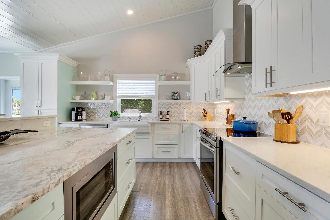 THE SOUNDINGS - Residential