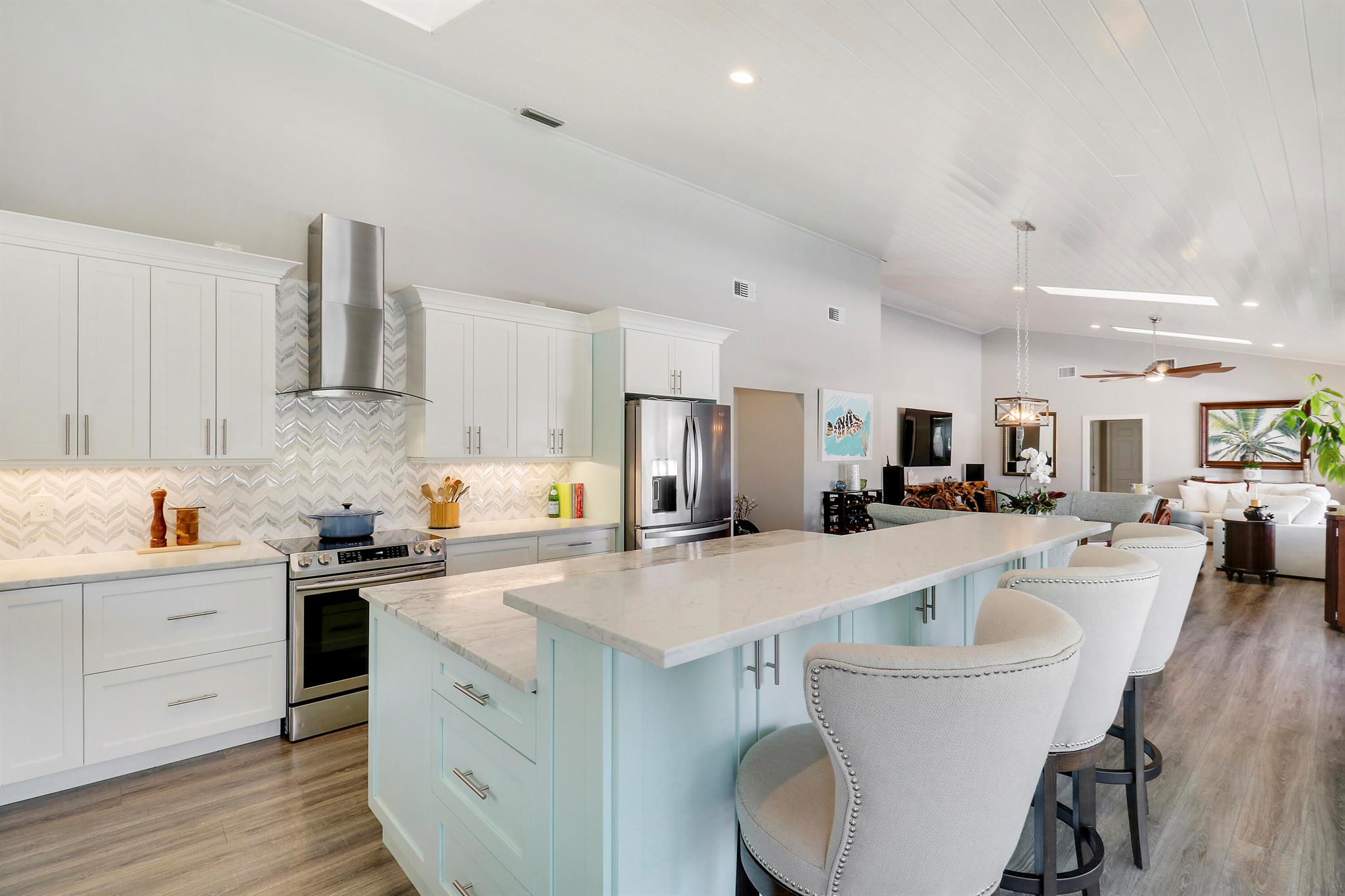 THE SOUNDINGS - Residential