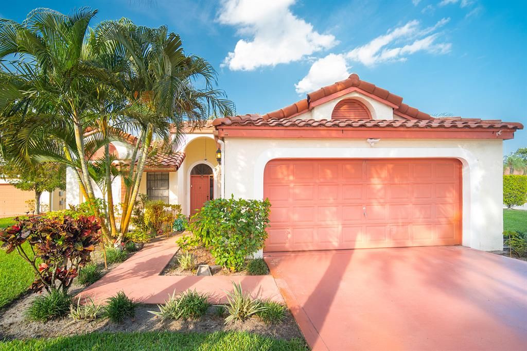 Photo of 181 Island Way Way, Green Acres, FL 33413 (MLS # R10710038)