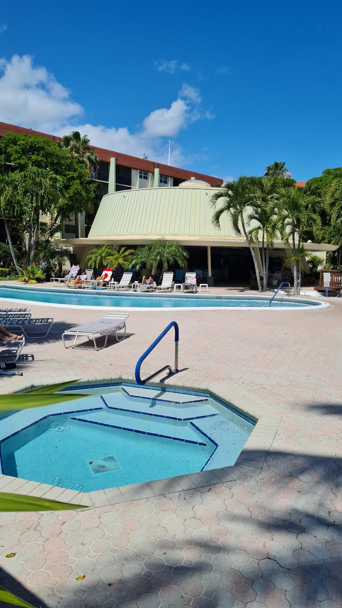 CROSS FOX CONDO - Residential Lease