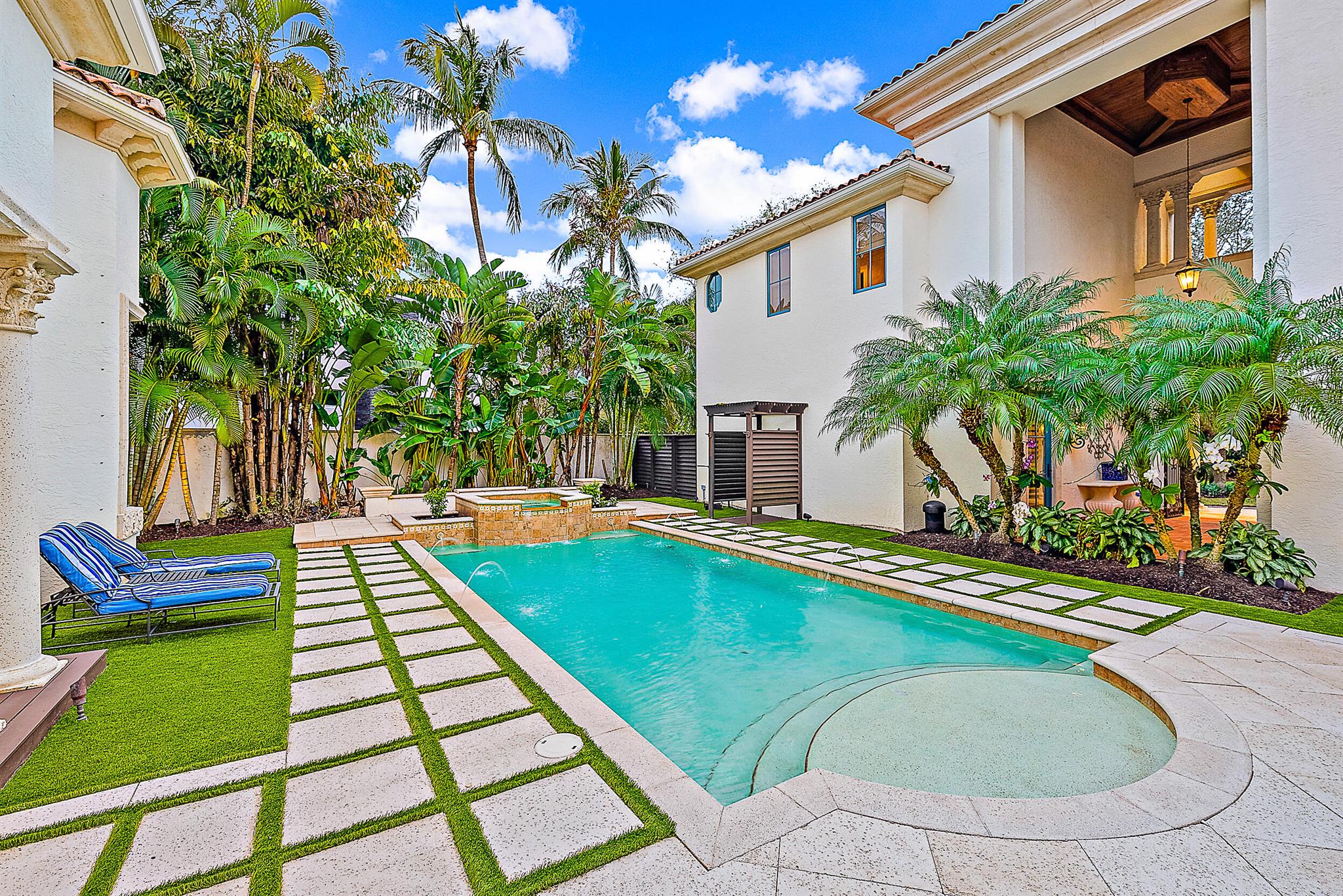 Admirals Cove - Residential