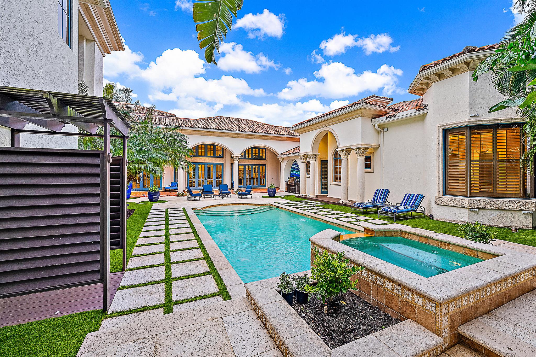 Admirals Cove - Residential