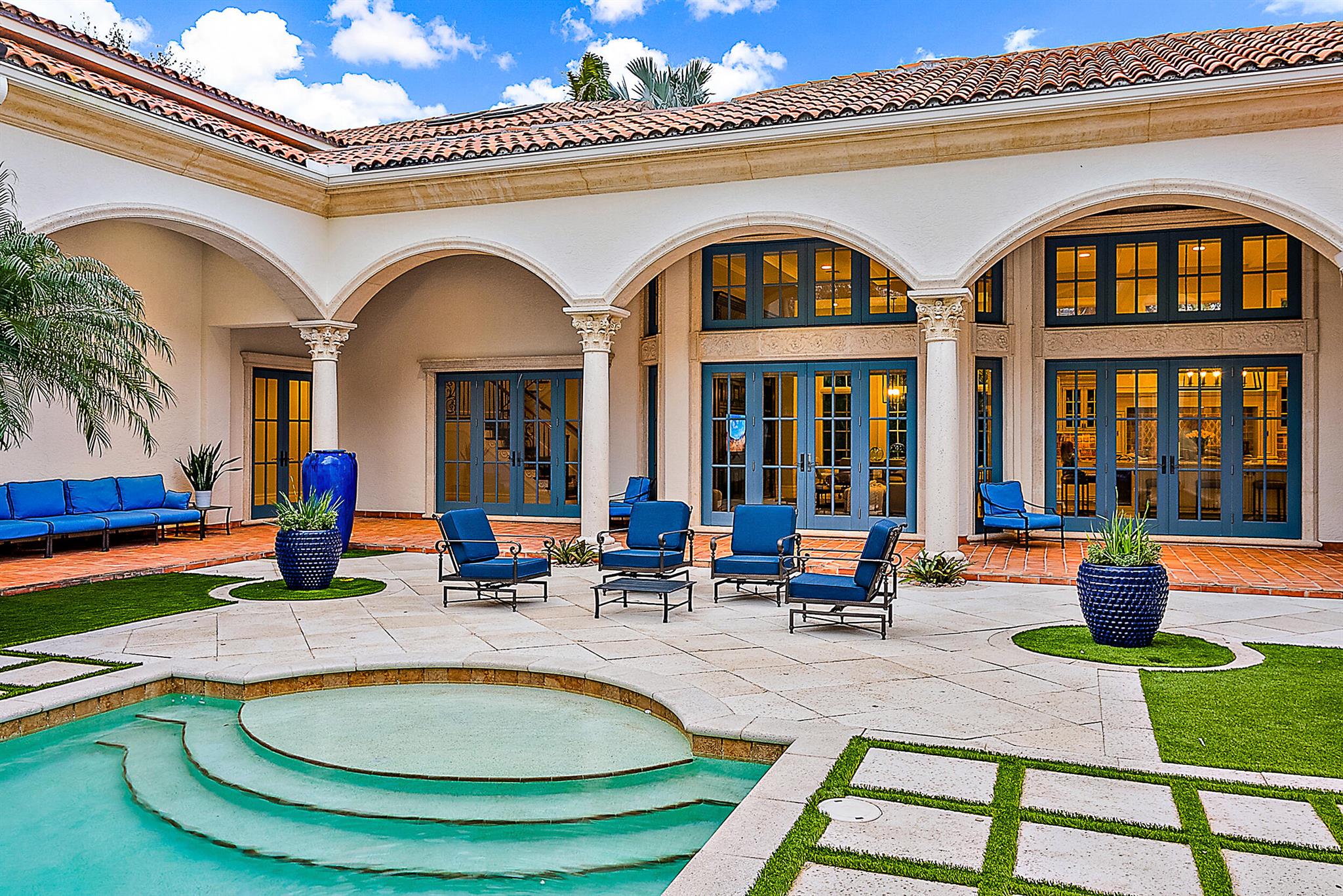 Admirals Cove - Residential