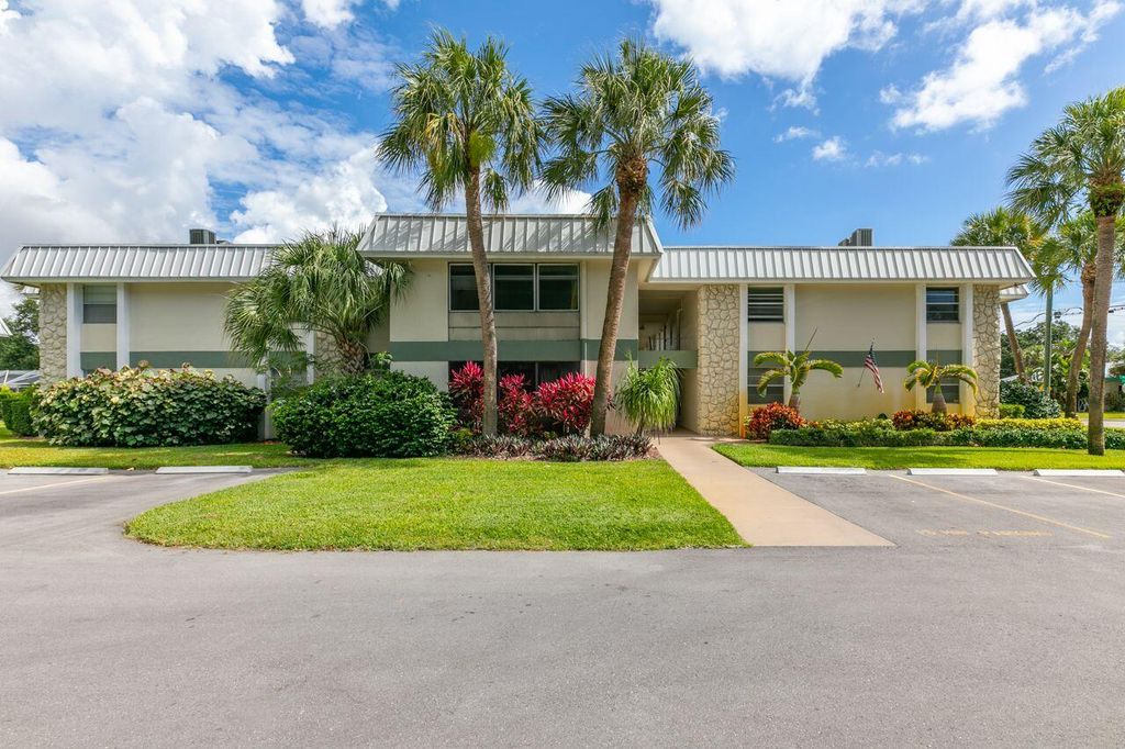 Photo of 2302 Sunrise Boulevard #101 B, Fort Pierce, FL 34982 (MLS # R10800501)