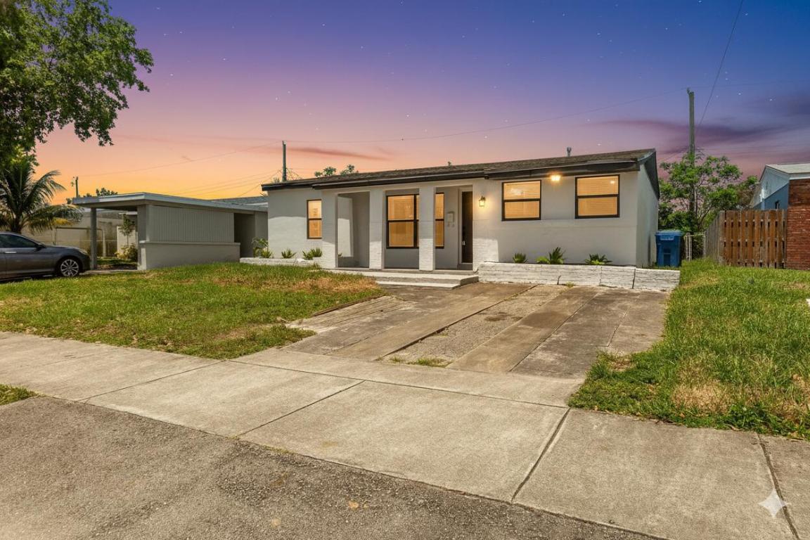 NORTH ANDREWS TERRACE SECOND ADD - Residential Lease