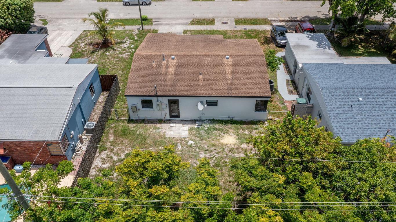 NORTH ANDREWS TERRACE SECOND ADD - Residential Lease